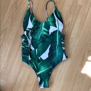 One piece swim suit